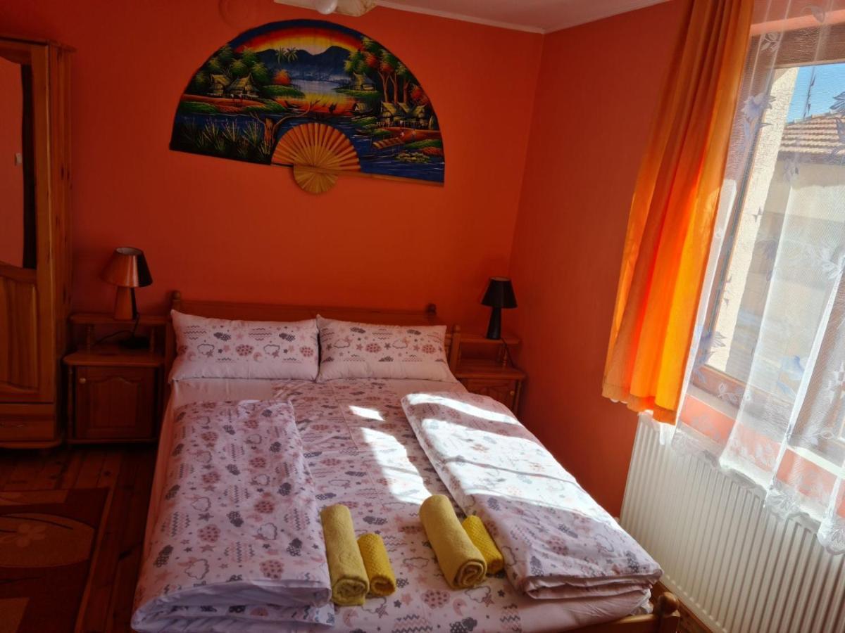 Фън Шуй Къща За Гости 88 Dobrinishte Exterior photo